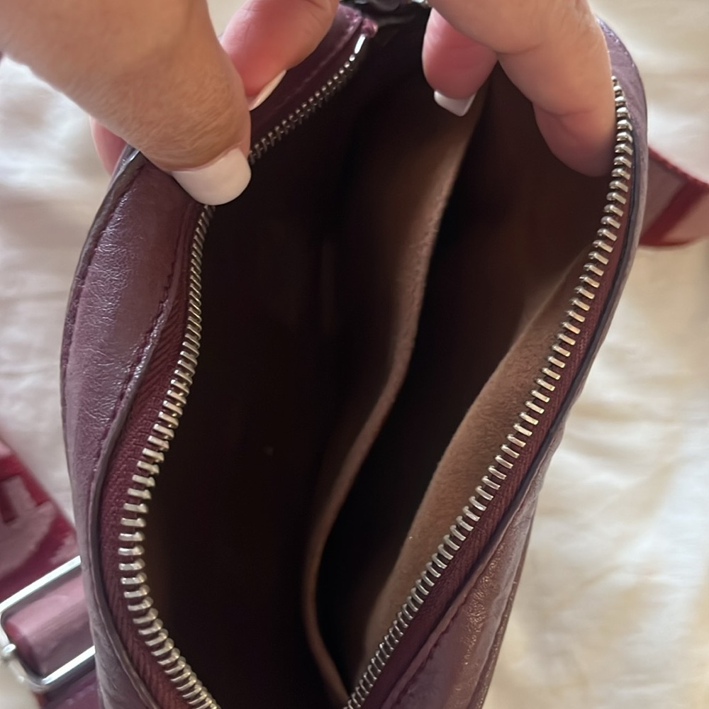Stella McCartney burgundy red crossbody bag - Picture 7 of 7